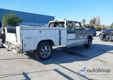 1995 Ford F250 from USA, damaged, VIN 1FTHX26F9SKC01389